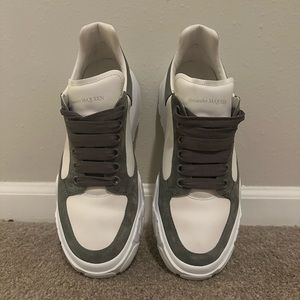 Alexander McQueen Men’s court trainer shoe Size 11.5
